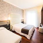 Waldorf Palace Hotel 4*