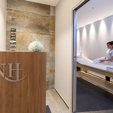 Waldorf Palace מלון 4*