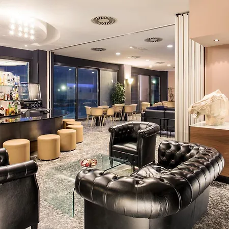 Hotel Waldorf Palace 4*