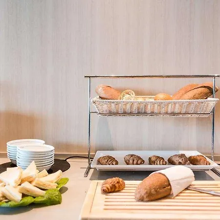 Waldorf Palace Hotel 4*