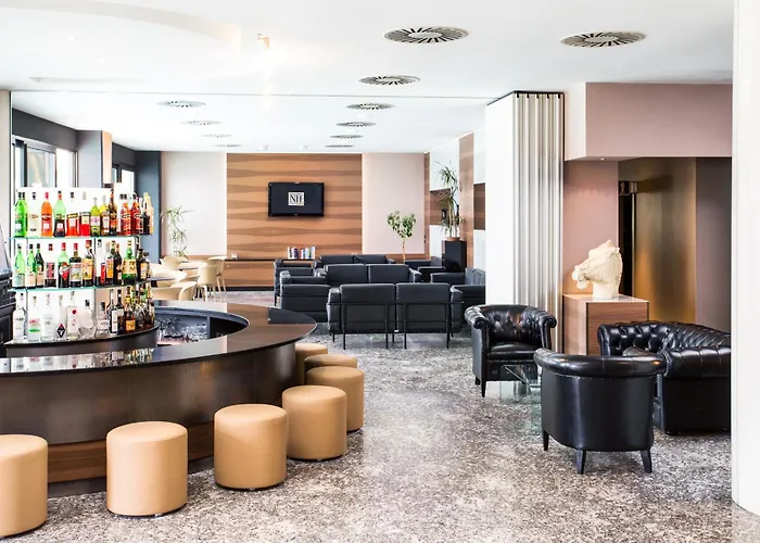 Waldorf Palace Hotel