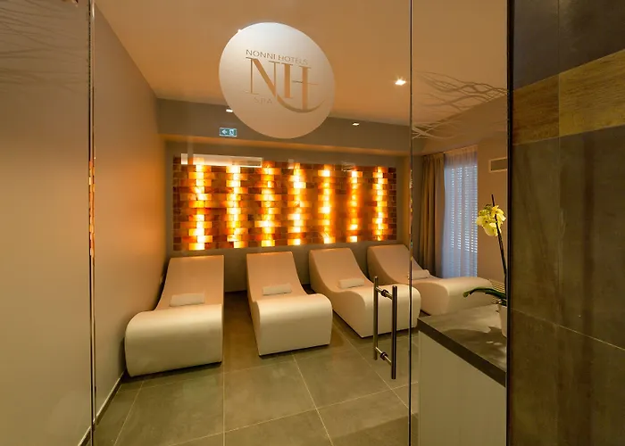 호텔 Waldorf Palace 4*