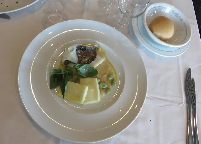 Waldorf Palace 호텔 4*