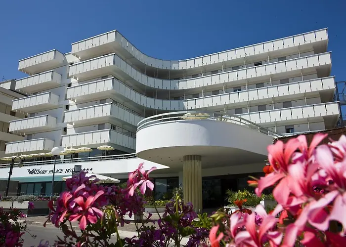 Waldorf Palace Hotel